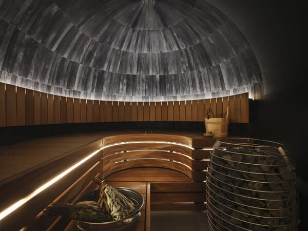 The brand is best known its original product, the Iglusauna, which now comes in various sizes  and is now enhanced with custom mood lighting. "The addition of the new lighting allows the curved shingle ceiling to take center stage,