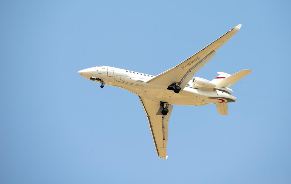 private jet Dassault Falcon 8X