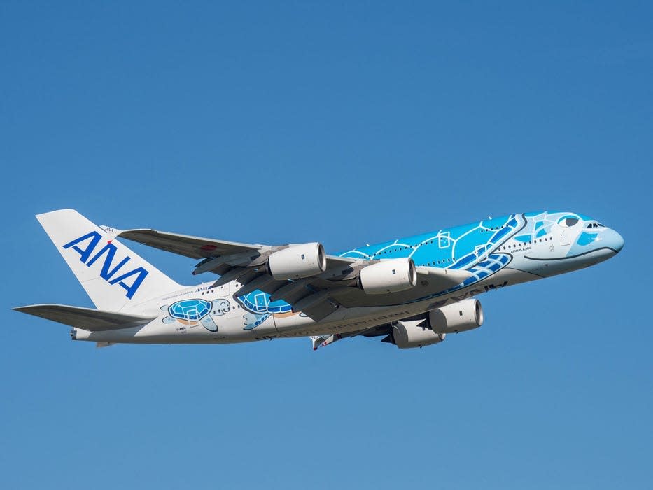 ANA A380.