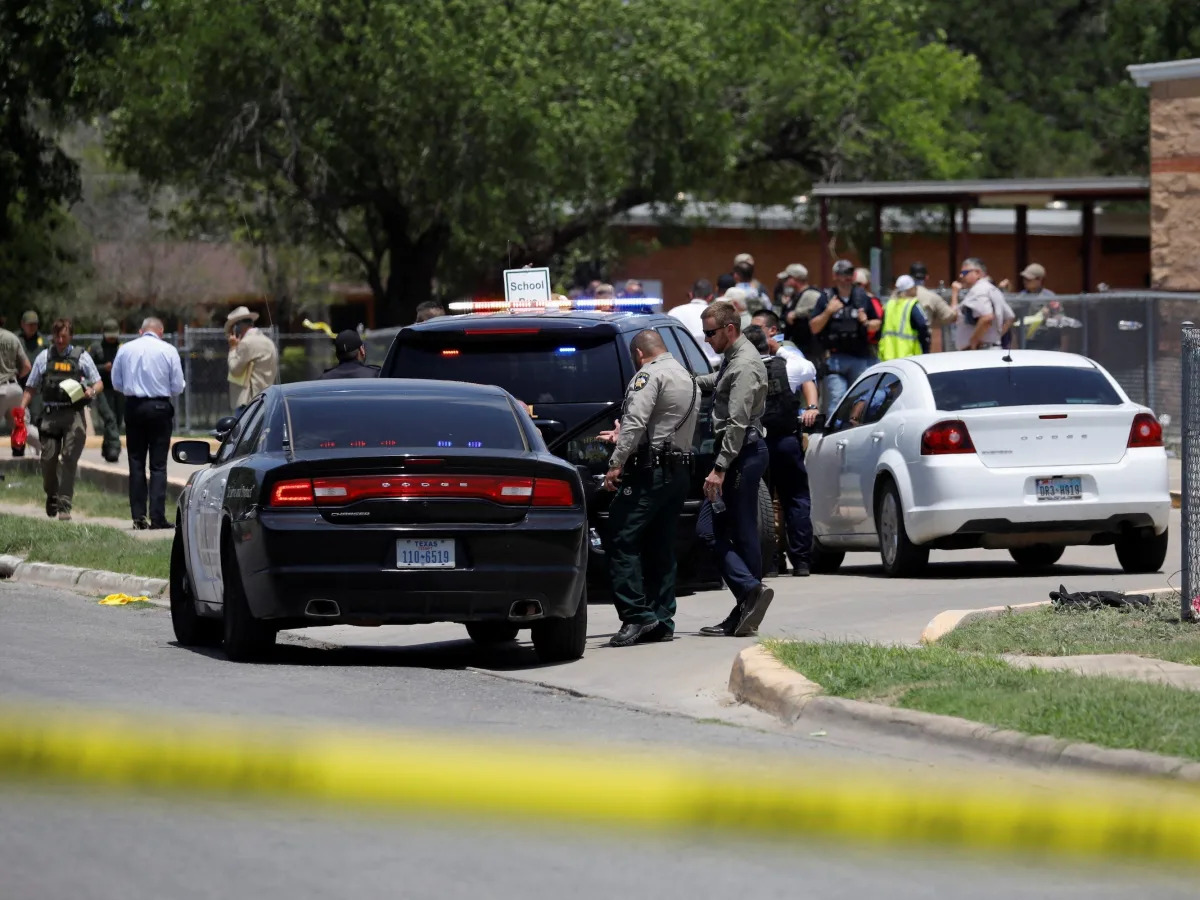 Texas police wouldn't let a tactical squad of federal agents go into the school ..