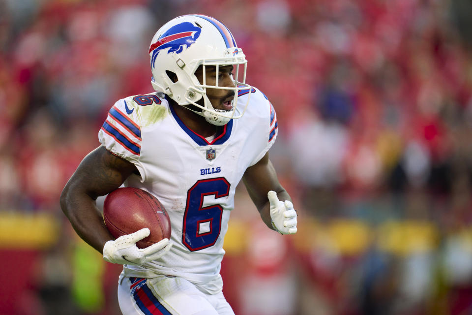 KANSAS CITY, MO - OCTOBER 16: Isaiah McKenzie #6 of the Buffalo Bills runs with the ball against the Kansas City Chiefs during the second half at GEHA Field at Arrowhead Stadium on October 16, 2022 in Kansas City, Missouri. (Photo by Cooper Neill/Getty Images)