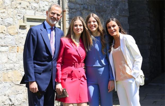 Alexia de Holanda hereda el estilo de su madre Máxima con un look muy  sofisticado y