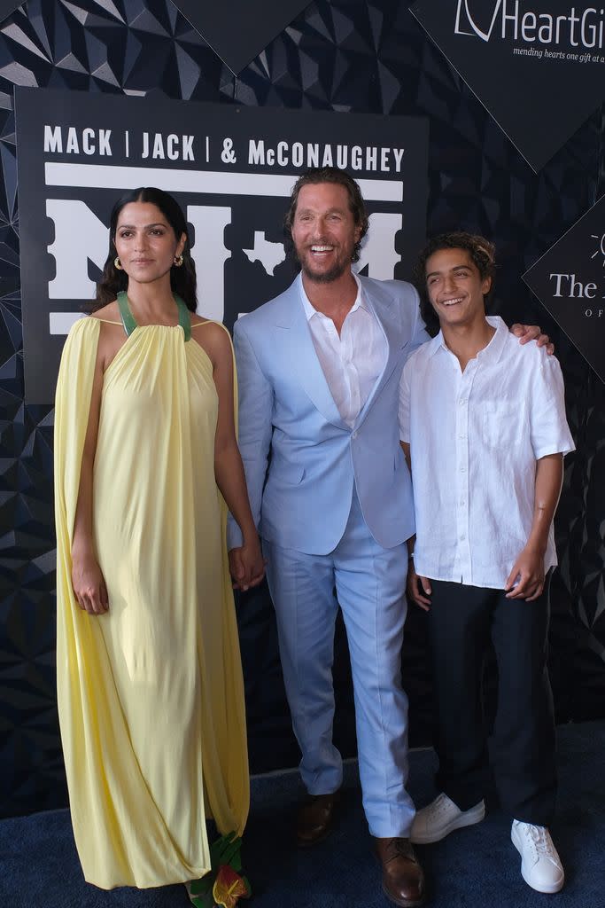 matthew mcconaughey camila alves levi mcconaughey mack jack and mcconaughey gala