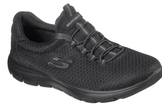 <p>Skechers</p>