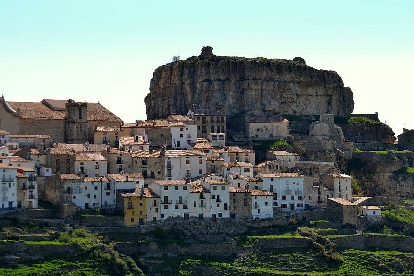 Ares del Maestre se trouve au sommet d'une colline rocheuse entre Valence et Barcelone.