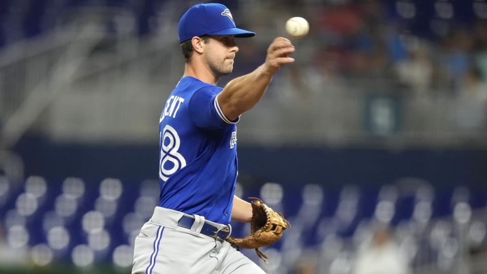 Ernie Clement showed off his knuckleball on Monday night. (Lynne Sladky/AP)