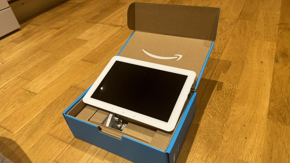 Amazon Echo Hub