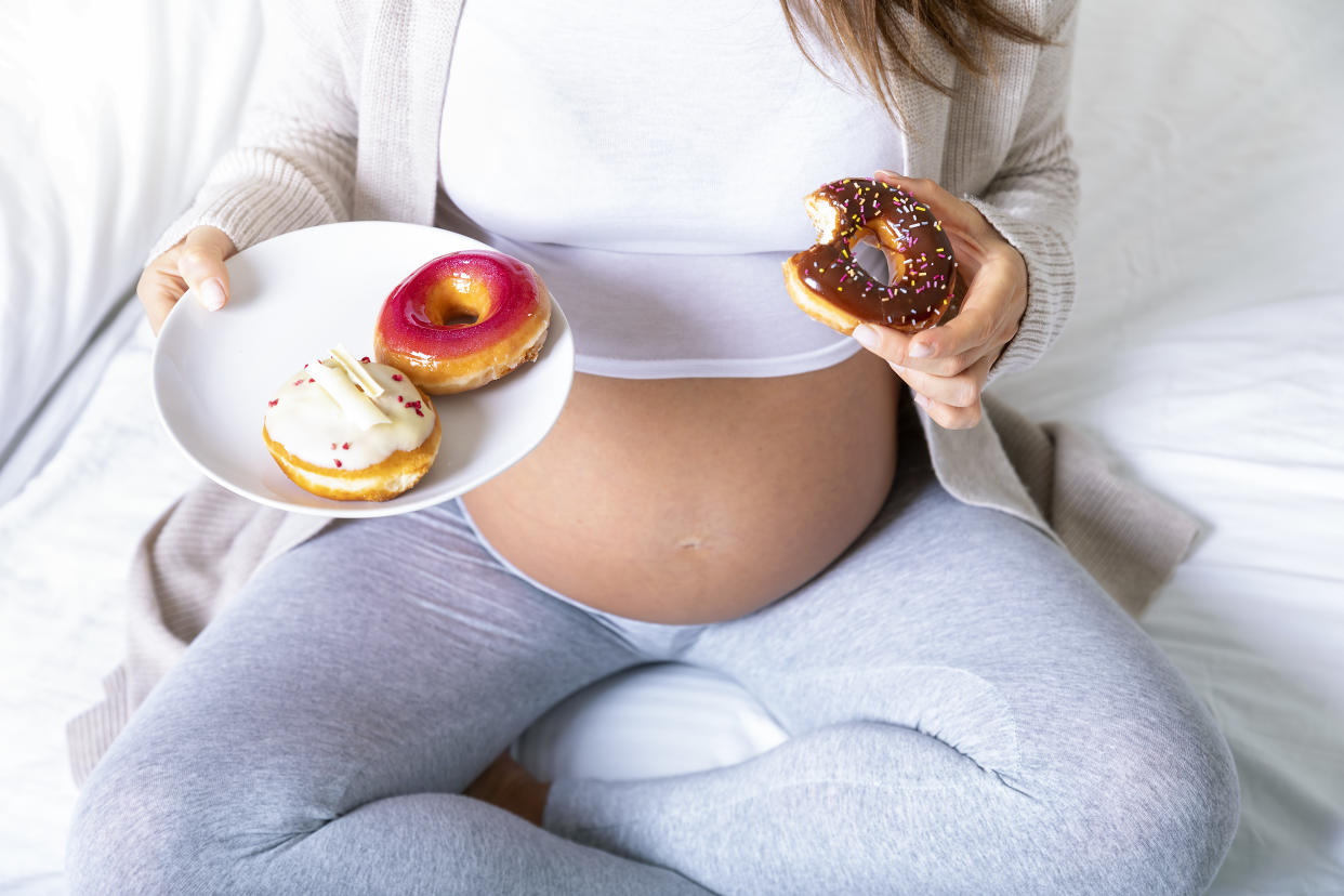 Consommer des édulcorants pendant la grossesse augmenterait le taux de graisse du futur bébé