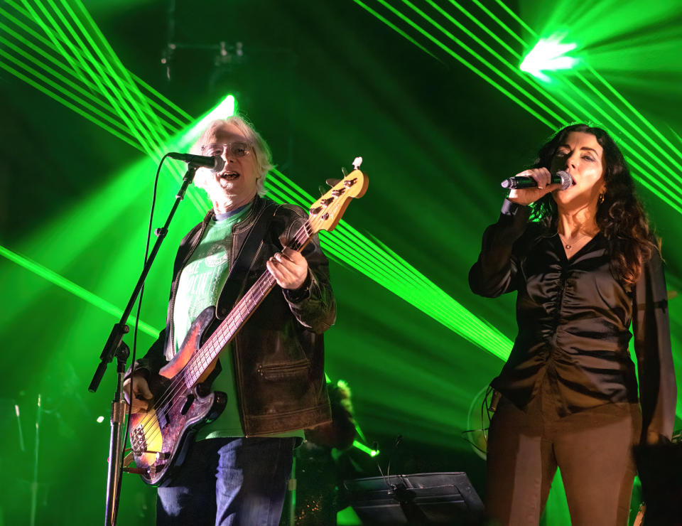 Mike Mills and Carmella Ramsey proving that green lasers don’t force you to sing out of tune (Photo by Sean Reiter)