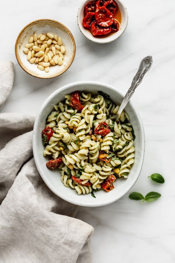 5 Ingredient Pesto Pasta Salad