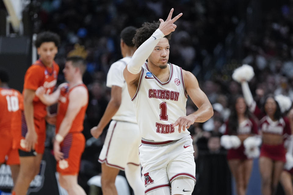 Alabama guard Mark Sears (1) celebrates after scoring during the second half of an Elite 8 college basketball game against Clemson in the NCAA tournament Saturday, March 30, 2024, in Los Angeles. (AP Photo/Ryan Sun)