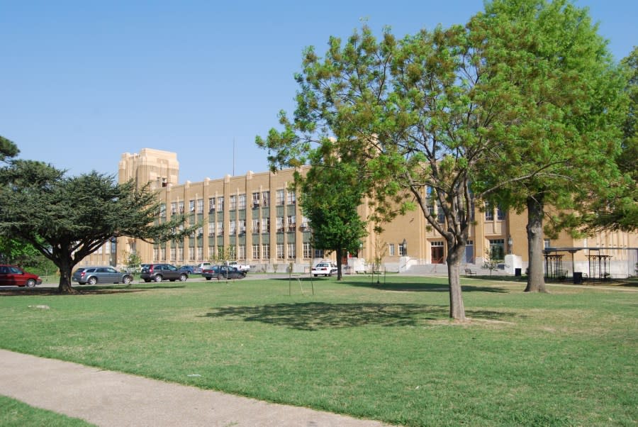 Will Rogers High School, Tulsa. Image courtesy Oklahoma Historical Society.