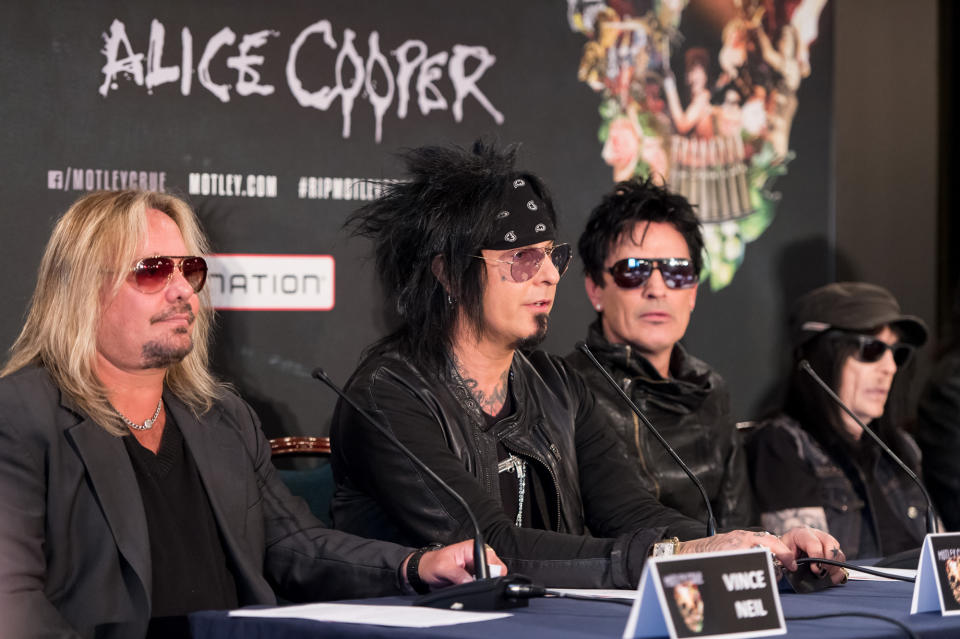 Mötley Crüe haben sich 2015 vertraglich dazu verpflichtet, nie wieder auf Tour zu gehen. (Bild: Ian Gavan/Getty Images)