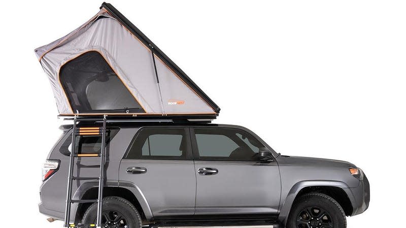 This 4Runner is sporting the Falcon EVO 3 XL - Photo: Roofnest