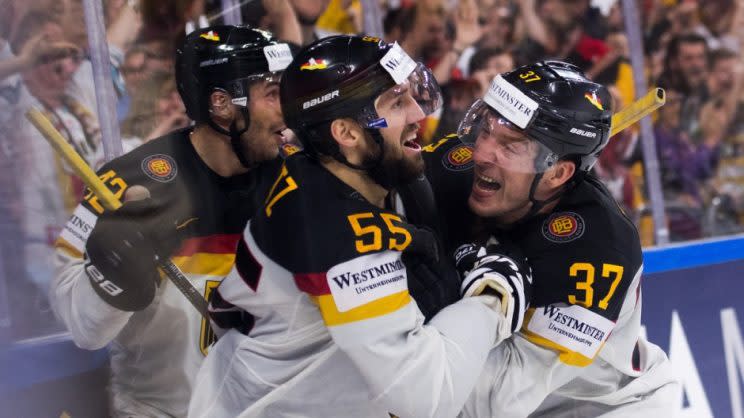 Deutschlands Eishockey-Team (Bild: dpa)