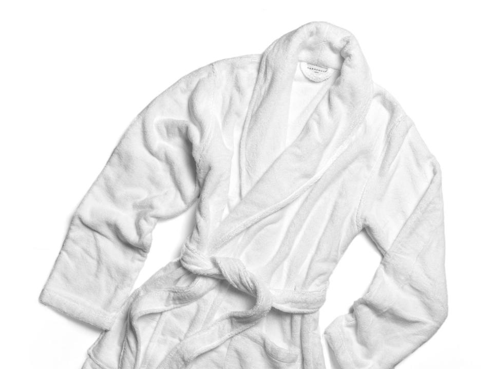 Get them at <a href="https://www.parachutehome.com/products/classic-bathrobe?variant=30628549194" target="_blank">Parachute</a>.