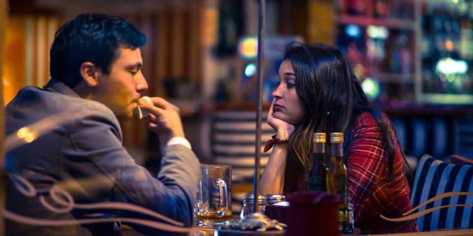 boring conversation diner couple break up