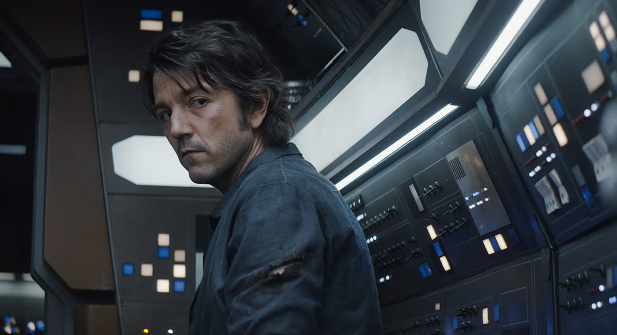 Cassian Andor (Diego Luna) en Andor de Lucasfilm, exclusivamente en Disney+ del universo de Star Wars. ©2022 Lucasfilm Ltd. & TM. All Rights Reserved.