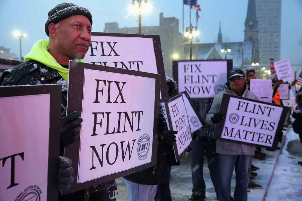 Flint residents sought to spotlight their city's water crisis when Republican presidential candidates held a debate in Detroit in March 2016.&nbsp; (Photo: Chip Somodevilla via Getty Images)