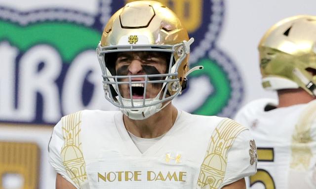 Notre Dame unveils a fantastically clean Shamrock Series uniform - One Foot  Down