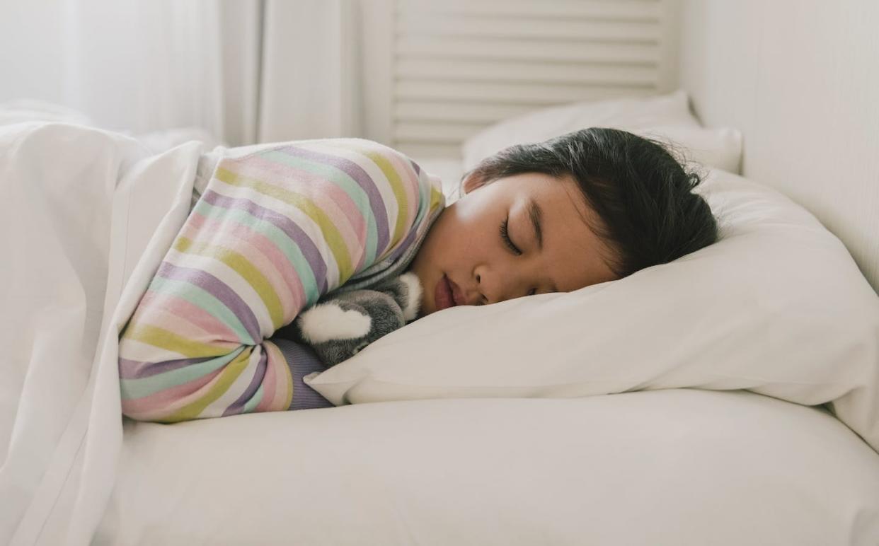 A common symptom of not getting enough quality sleep is ‘brain fog’ — when thoughts aren’t as clear and focused as they should be. (Shutterstock)