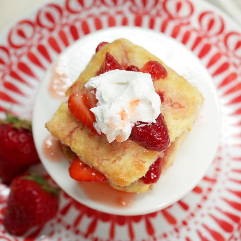 Old-Fashioned Strawberry Shortcakes