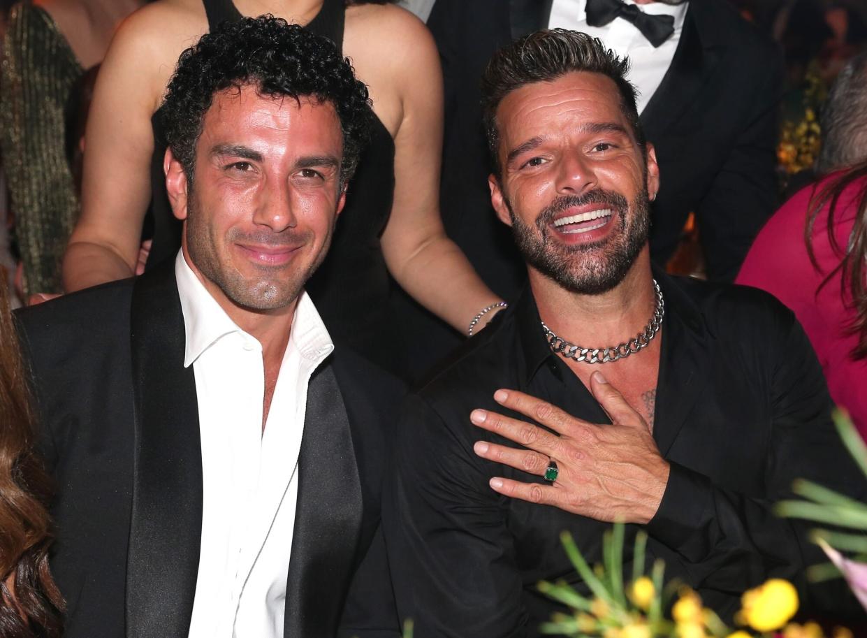 Jwan Yosef y Ricky Martin. Gisela Schober/Getty Images for amfAR