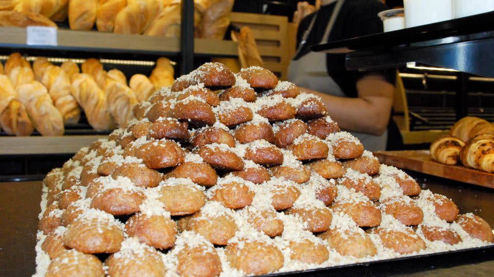 Nothing says Christmas in Greece quite like juicy, sweet melomakarona. - Alexia Angelopoulou/picture alliance/Getty Images