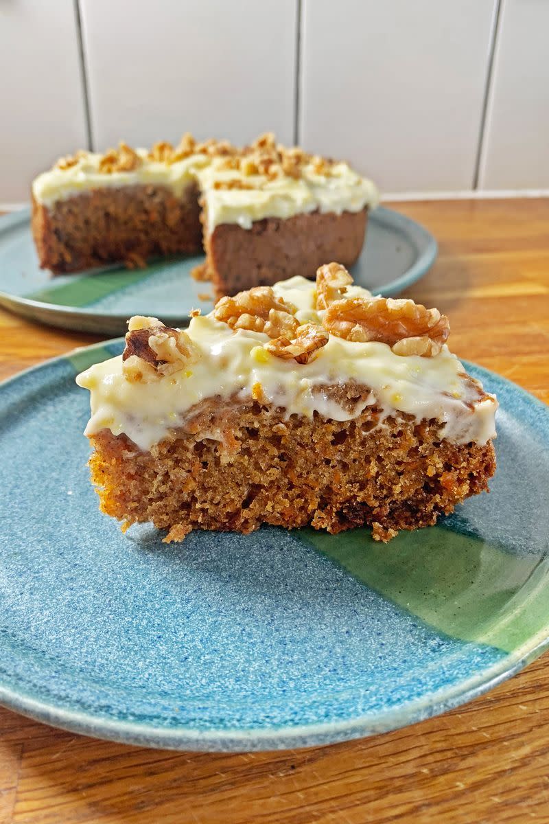 Slow Cooker Carrot Cake