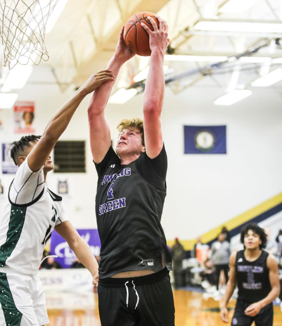 Bowling Green's Mason Ritter (4) scored 16 points as the Purples edged Trinity, 56-54, on Thursday night at the King of the Bluegrass tournament.