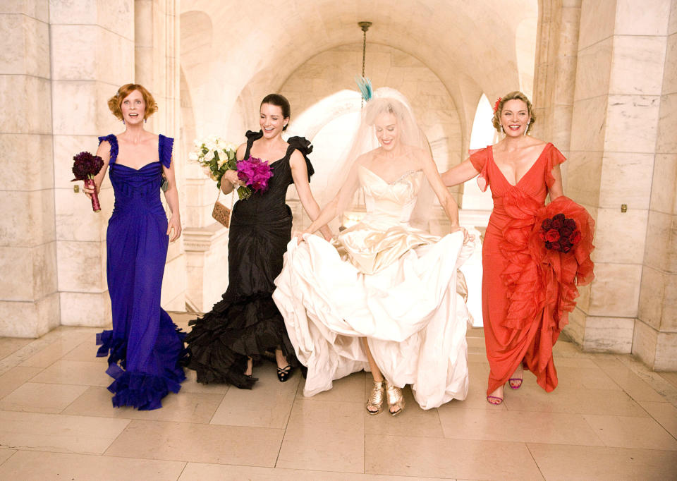 Carrie and the rest of the ladies on her wedding day