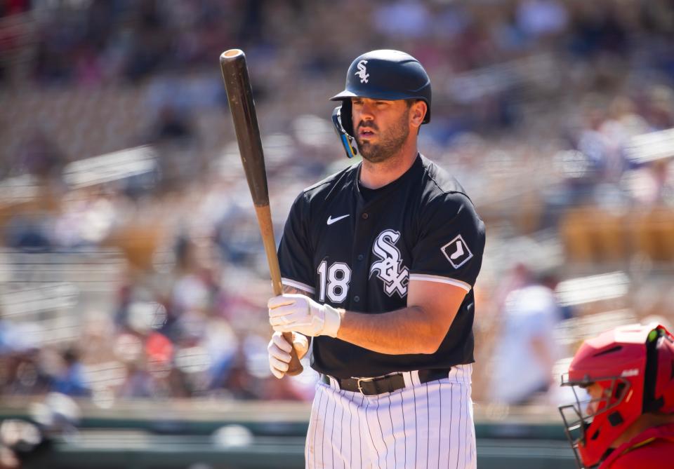 Mike Moustakas with the Chicago White Sox