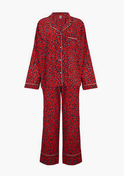 red-pyjamas