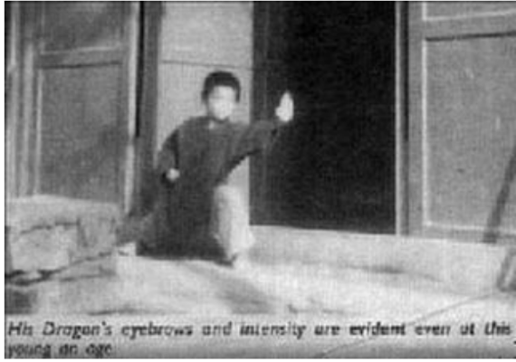 Shifu practicing gongbu (kung fu stance) in Henan Province, China in the early 1970s<span class="copyright">Courtesy of USA Shaolin Temple</span>