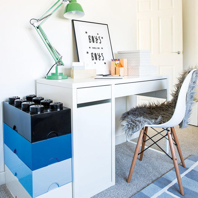 IKEA HACK Desk with Cube Storage Shelves - Pretty Providence