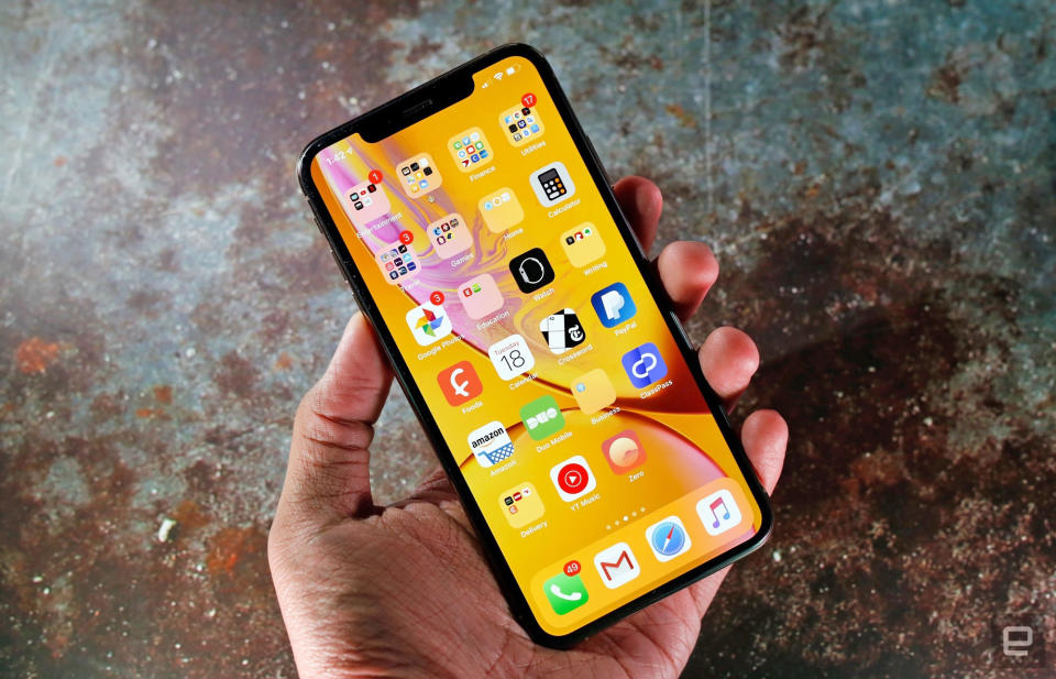 It didn't take long for Apple to tackle some of the iPhone XS' teething