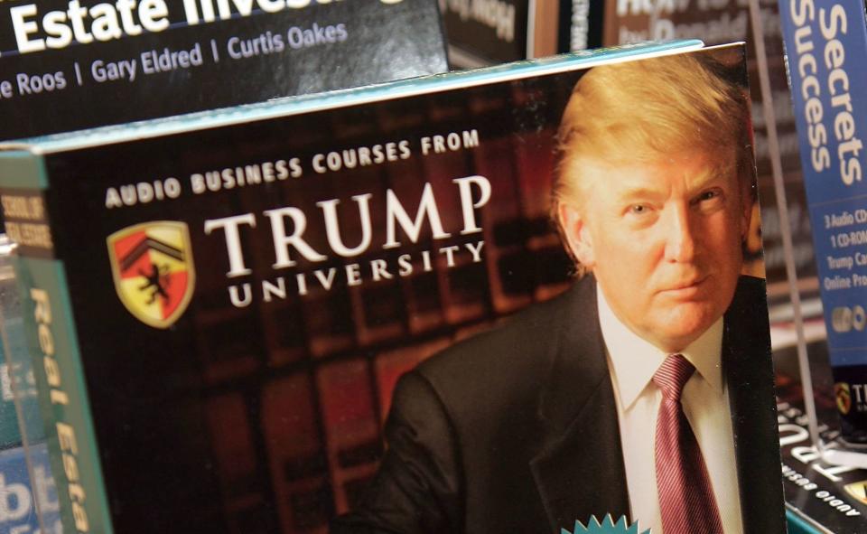 Copies of the Trump University's <i>How to Build Wealth</i>&nbsp;at a Barnes &amp; Noble store in&nbsp;2005 in New York City. A lawsuit has accused Donald Trump and the Trump Organization of defrauding investors. (Photo: Scott Gries via Getty Images)