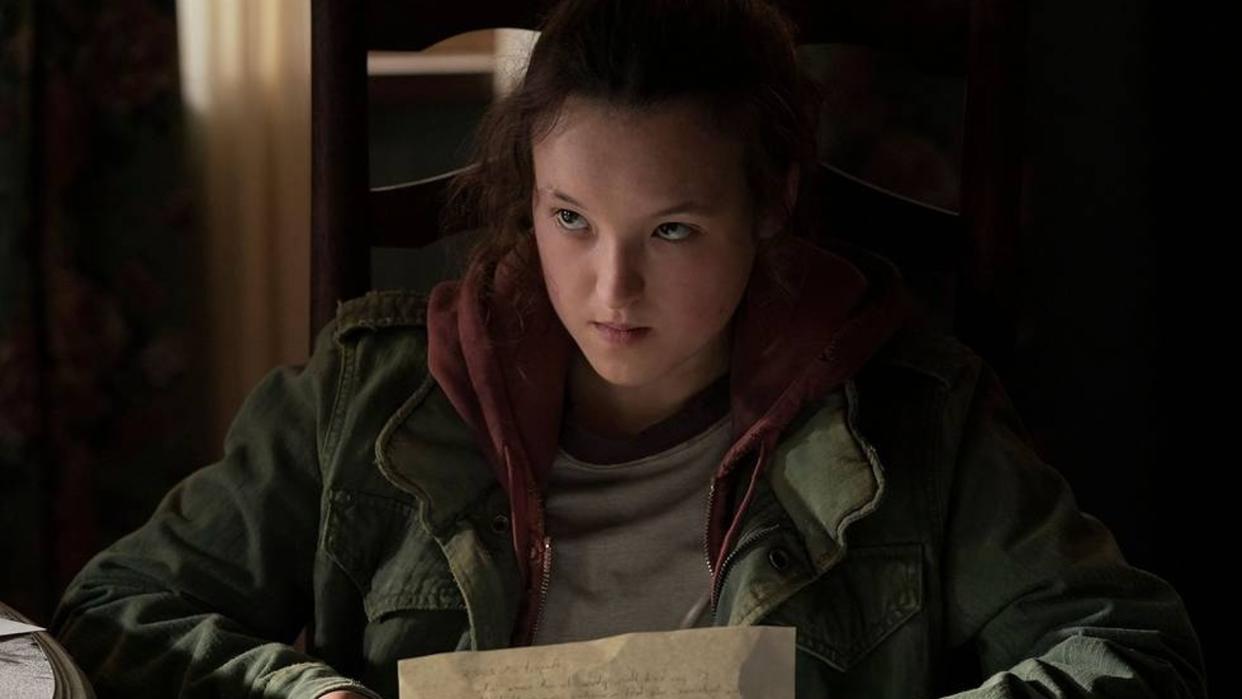  Bella Ramsey as Ellie in The Last of Us. 