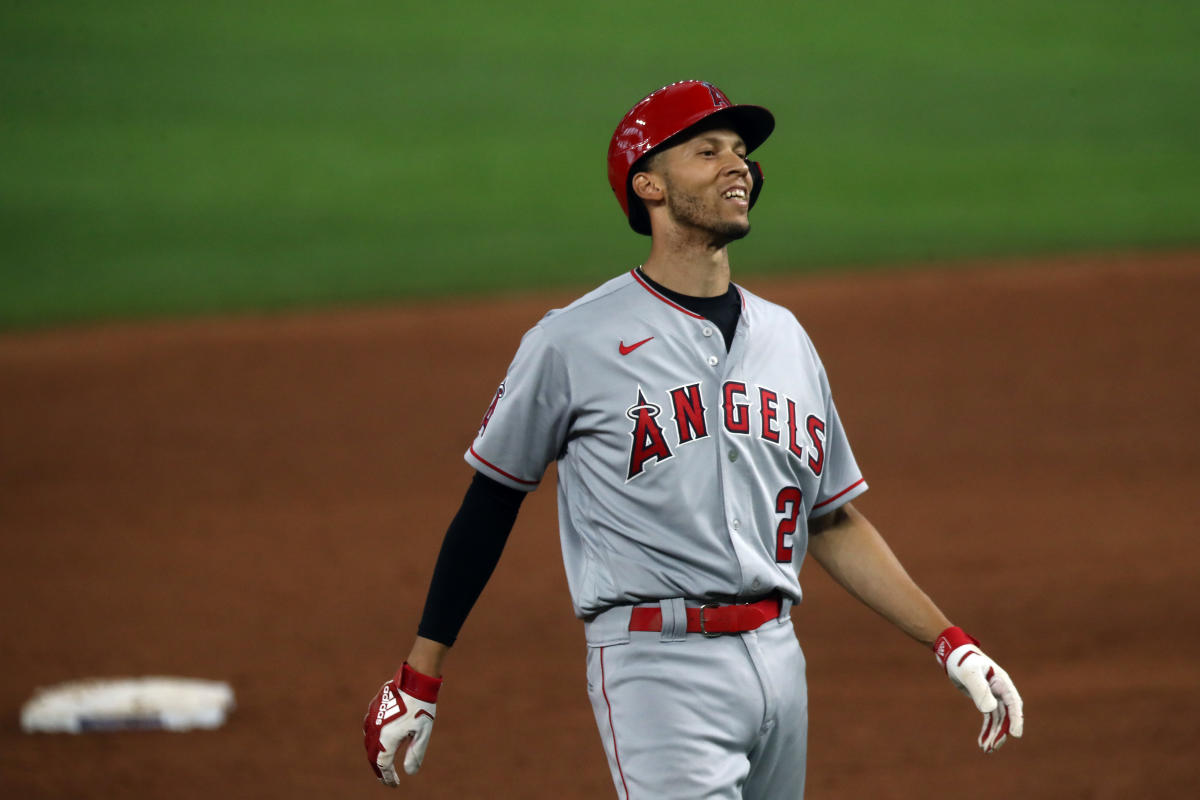 Andrelton Simmons #2 of the Los Angeles Angels is congratulated by