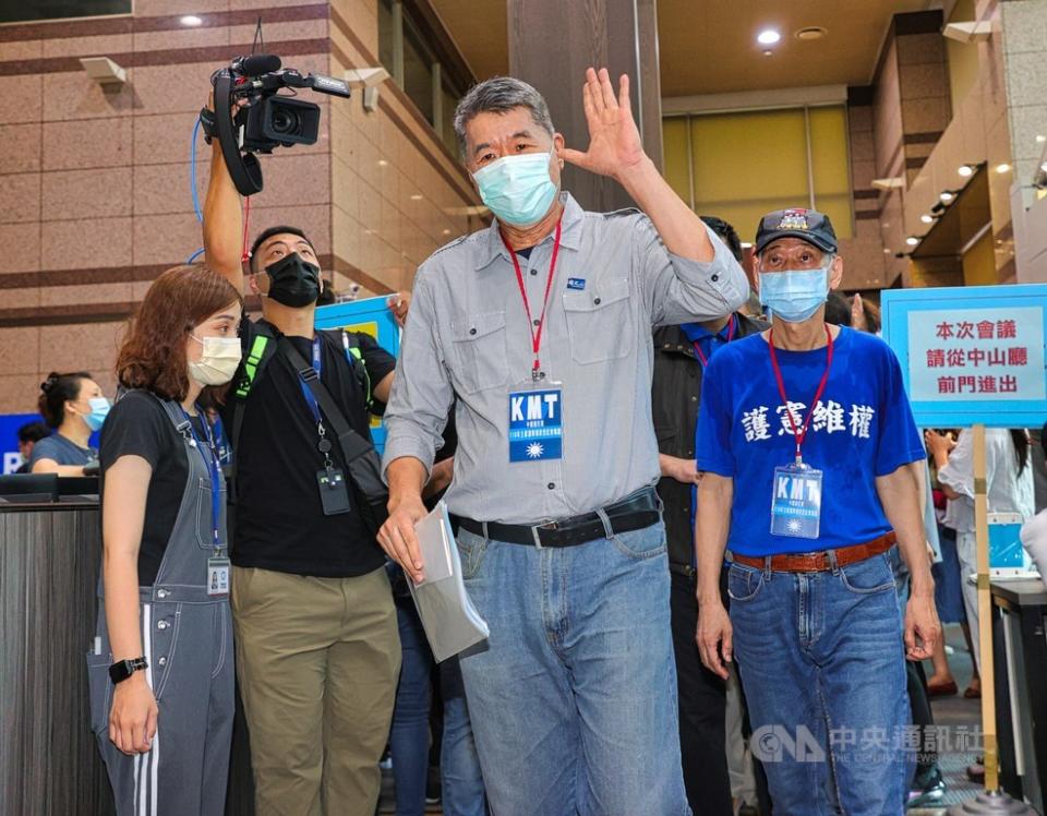 國民黨選監委員會今天再度召開會議，最終決定撤回將張亞中移送考紀會的決議，將續辦國民黨主席選舉分區政見說明會。（中央社檔案照）