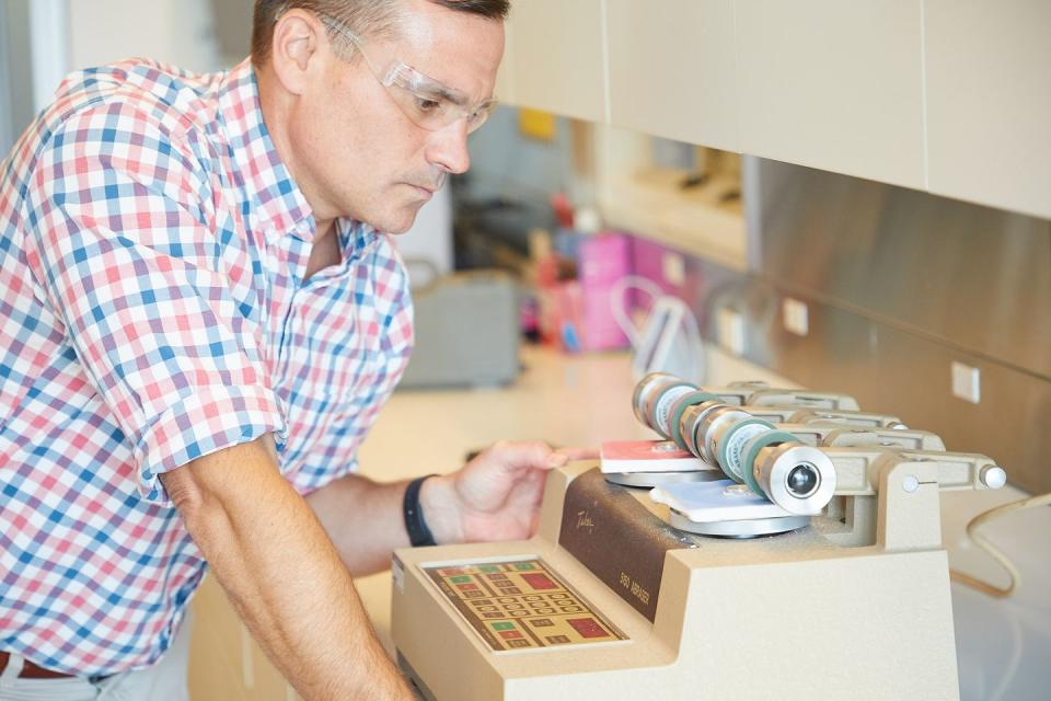 painting kitchen cabinets