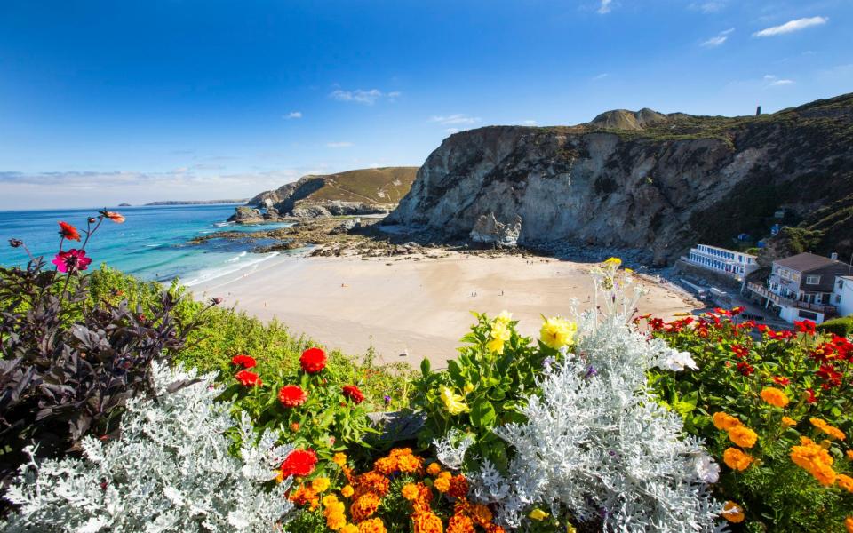 Trevaunance Cove in St Agnes, Cornwall, UK.