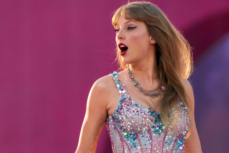 Taylor Swift opened up her Eras Tour show with her "Lover" era.