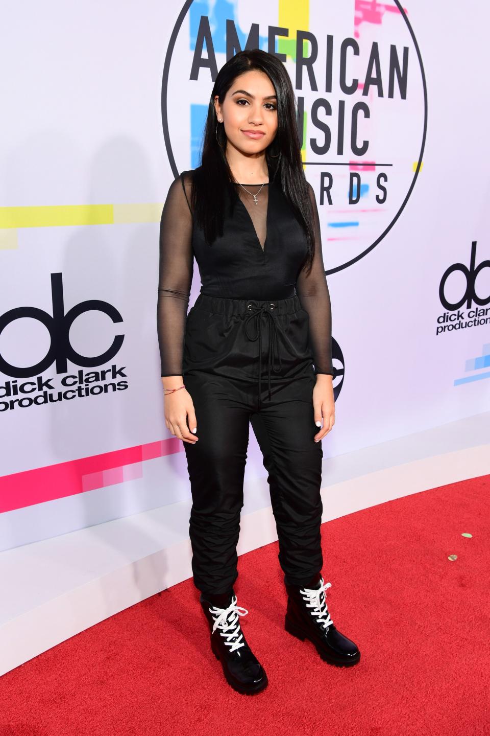 2017 American Music Awards: All the Looks