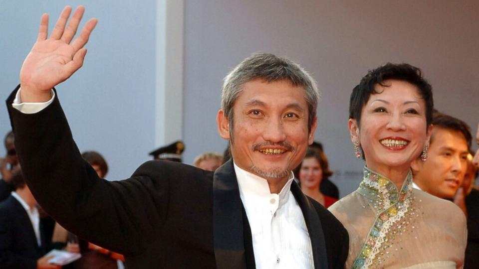 徐克和施南生出席他執導《七劍》在2005年8月31日第62屆威尼斯影展開幕的觀摩首映典禮（圖片來源：美聯社）