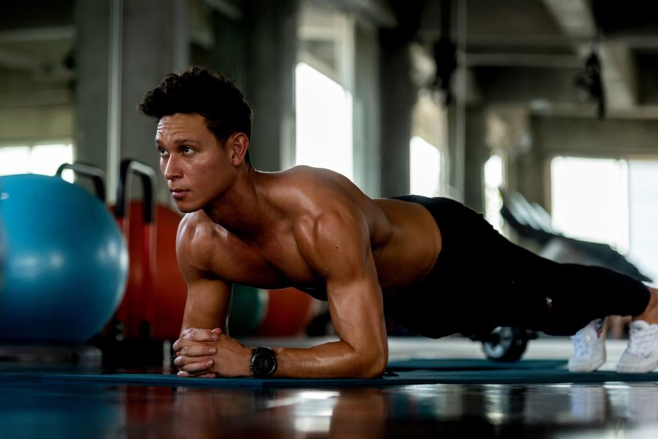 Burn 100kcals in Five Minutes With This Three-Move Workout