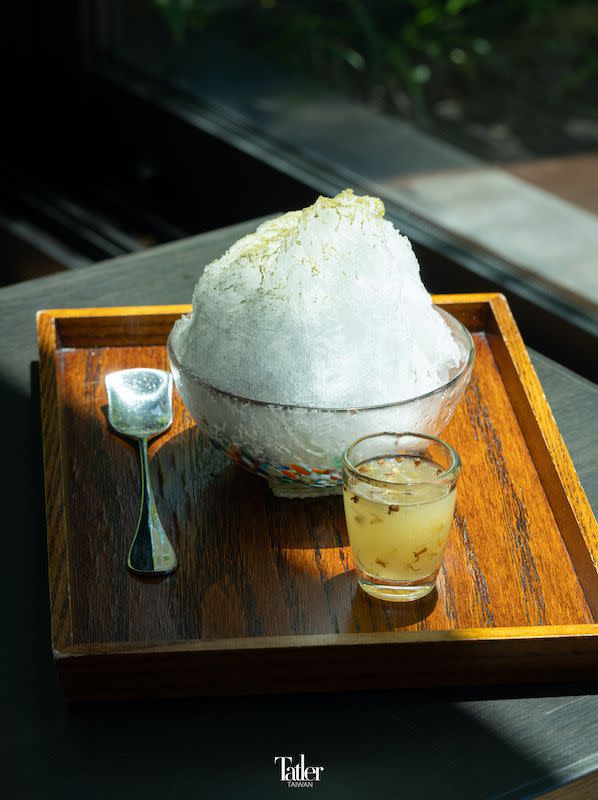 以上 虹夕諾雅 谷關「谷茶時間」供應五葉松刨冰。
