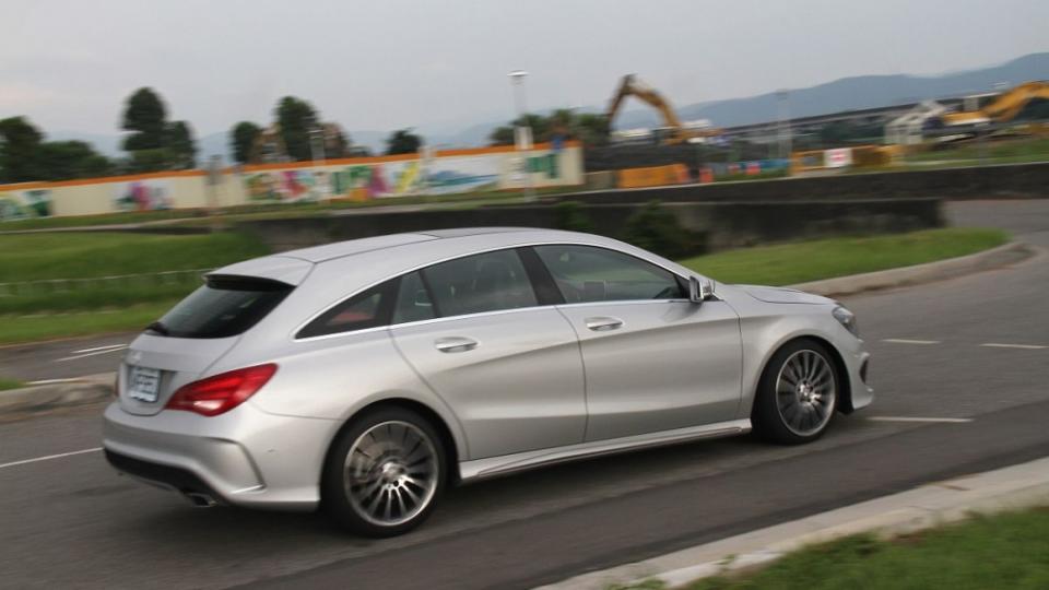 銀彈攻勢 M-Benz CLA250 Shooting Brake