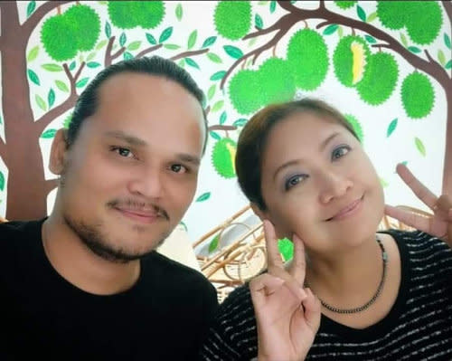 Shahriza and her husband Saddiq