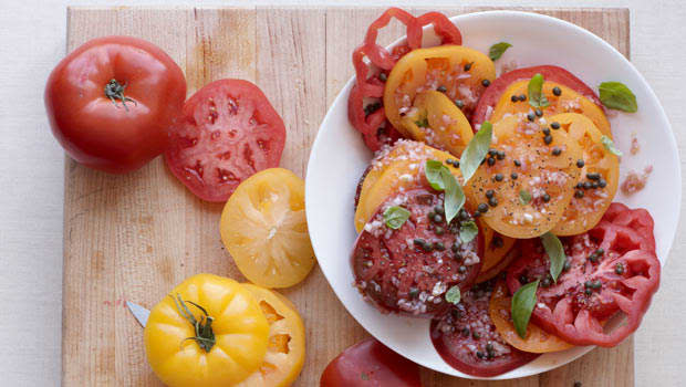 <p><a href="https://parade.com/30656/epicurious/tomato-salad-with-shallot-vinaigrette-capers-and-basil/" rel="nofollow noopener" target="_blank" data-ylk="slk:Con Poulos;elm:context_link;itc:0;sec:content-canvas" class="link ">Con Poulos</a></p>